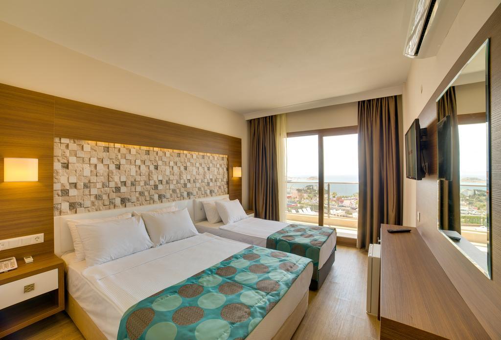 Comfort Ada Class Hotel Кушадаси Номер фото
