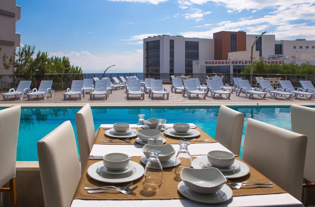 Comfort Ada Class Hotel Кушадаси Екстер'єр фото